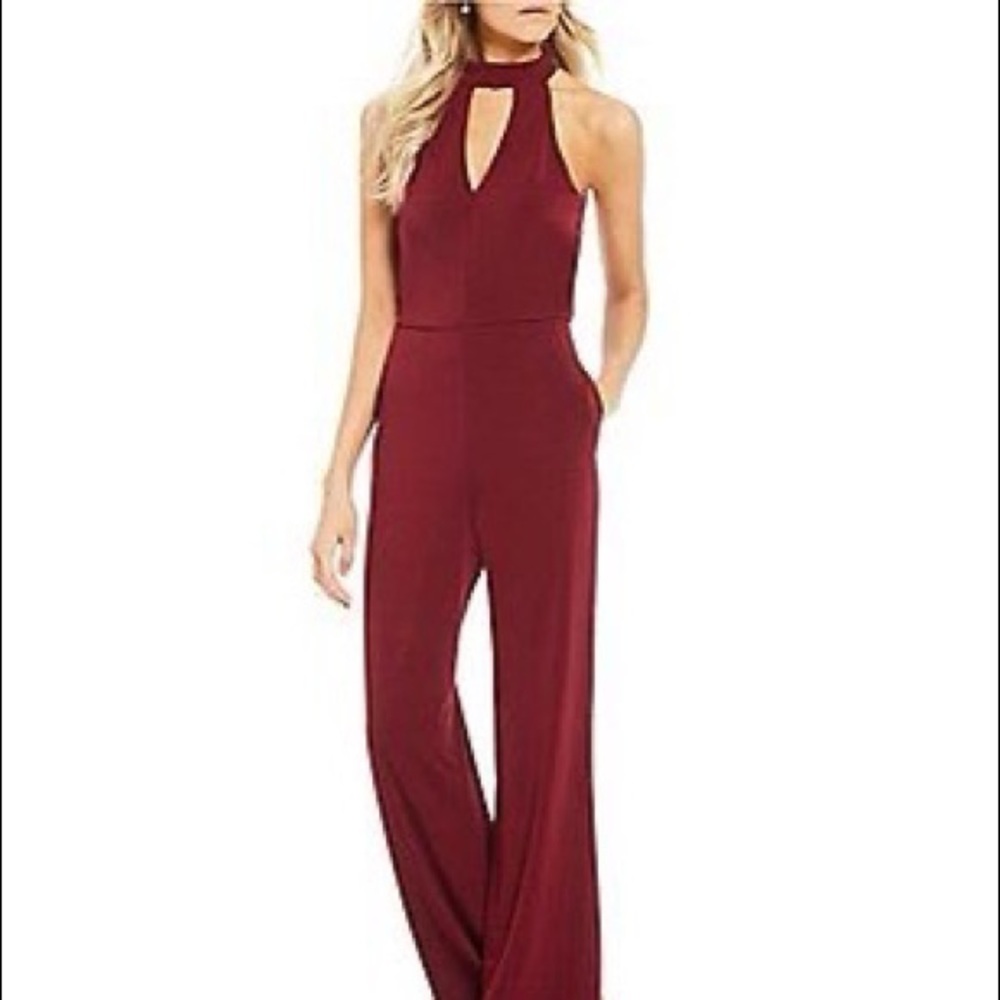 Red jumpsuit - Picture 5 of 8